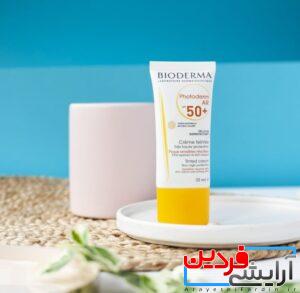 کرم ضد آفتاب ضد لک اسپات Spf50 حجم 30 میلی لیتر بایودرما - Image 3