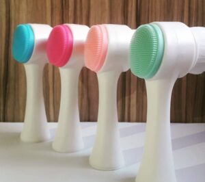 فیس براش دستی دو طرفه سیلیکونی