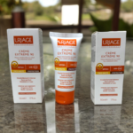 ضد آفتاب بی رنگ Uriage SPF 50+ - Image 4